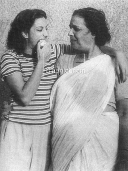 Nargis with Jaddan Bai
